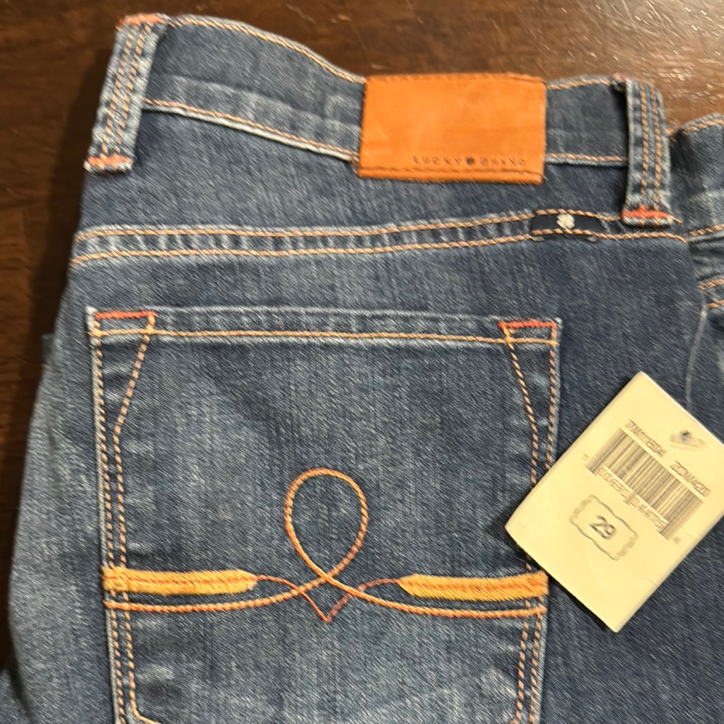 Lucky Brand Denim Bootcut Sophia Jeans Nwt Lucky Brand Denim Bootcut Sophia Jeans Nwt